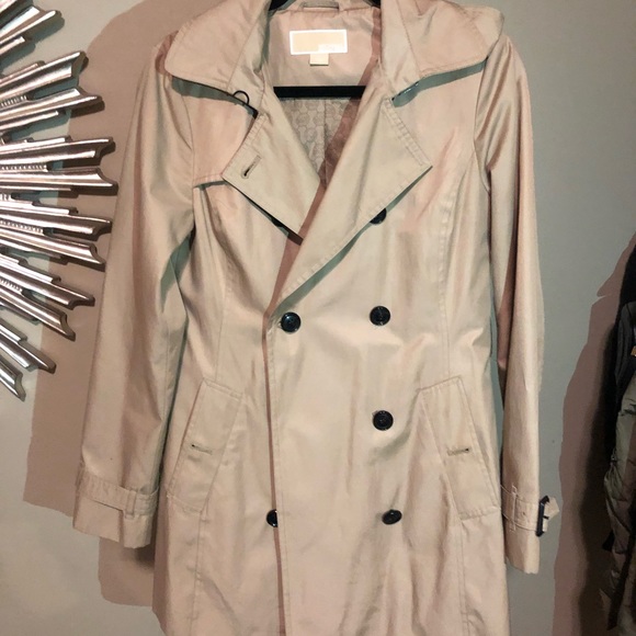 Michael Kors trench coat - Picture 2 of 5